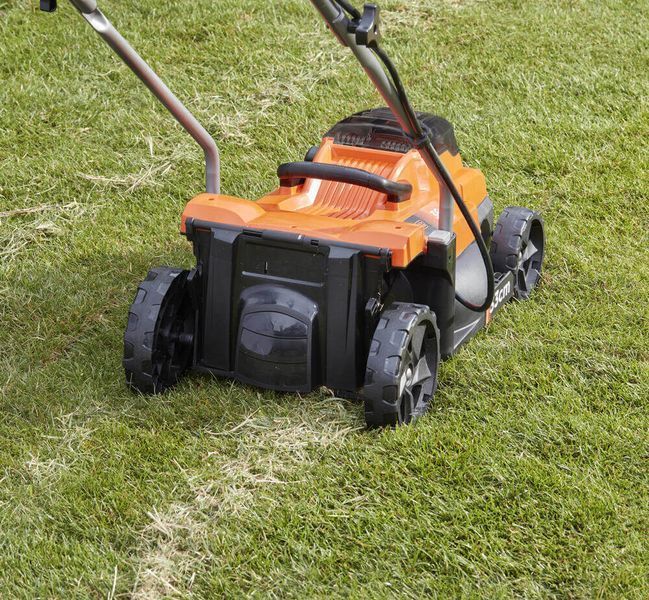 Газонокосарка акумуляторна BLACK+DECKER BCMW3336L1 BCMW3336L1 фото