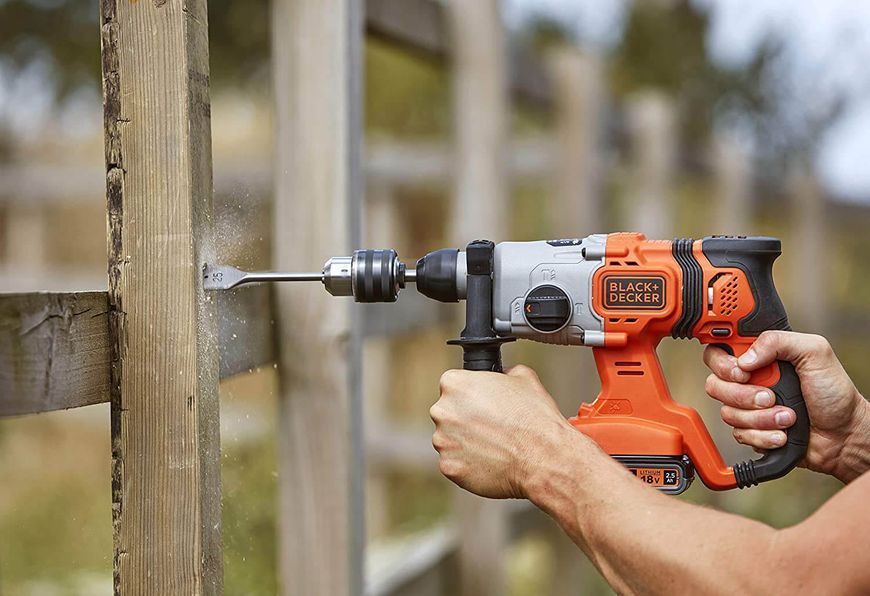 Перфоратор акумуляторний BLACK+DECKER BCD900E2K BCD900E2K фото