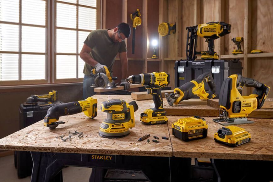 Полірувальна машина акумуляторна STANLEY FATMAX SFMCE100B SFMCE100B фото