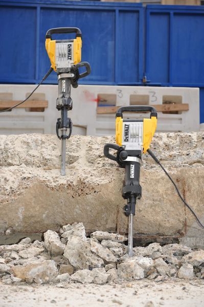 Молоток відбійний мережевий DeWALT D25960K D25960K фото