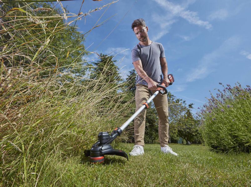 Тример акумуляторний безщітковий BLACK+DECKER BCSTE636L1 BCSTE636L1 фото