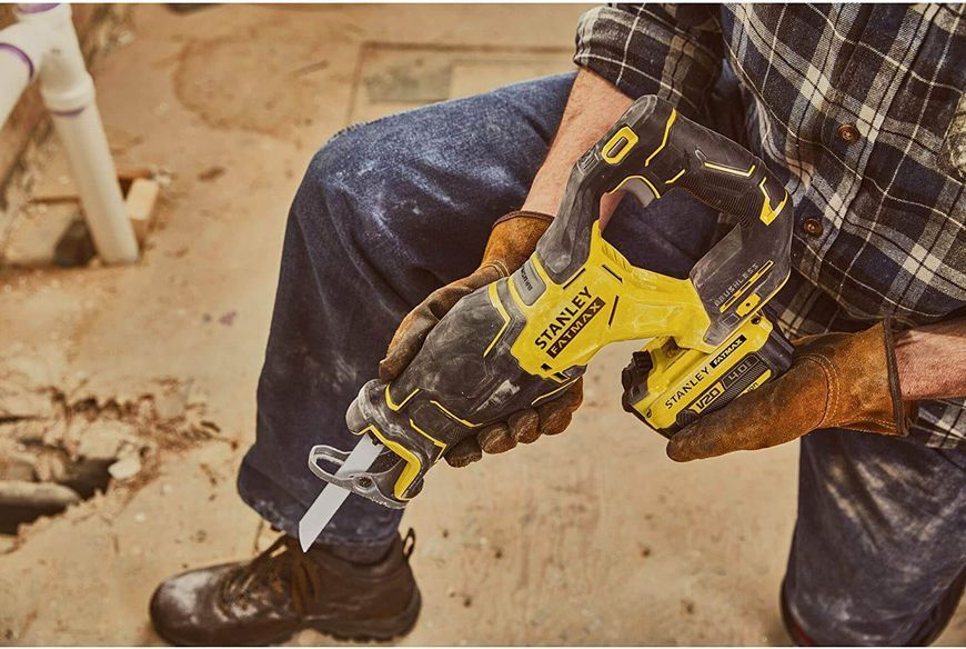 Пила шабельна акумуляторна STANLEY FATMAX SFMCS310B SFMCS310B фото