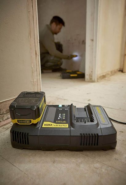 Зарядний пристрій на 2 акумулятора 18В STANLEY FATMAX SFMCB24 SFMCB24 фото