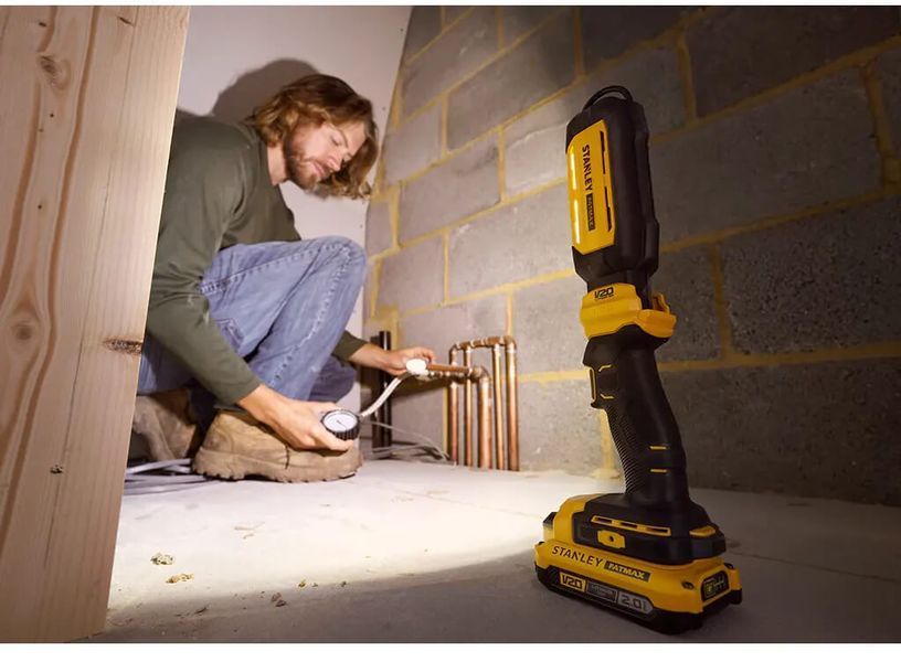 Ліхтар світлодіодний акумуляторний STANLEY FATMAX SFMCL050B SFMCL050B фото