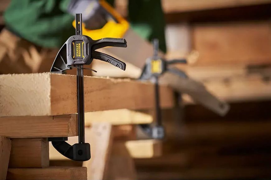 Струбцина FatMax L триггерная з максимальним зусиллям стиснення 135 кг STANLEY FMHT0-83237 FMHT0-83237 фото