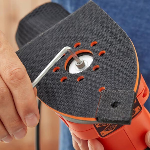 Шліфмашина вібраційна мережева BLACK+DECKER BEW200 BEW200 фото