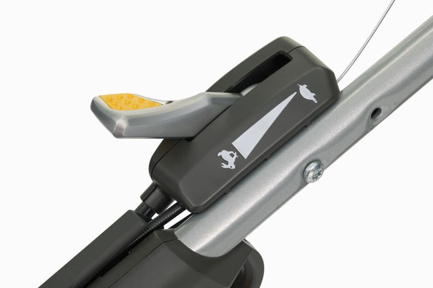 Газонокосарка бензинова самохідна STIGA Twinclip955VE Twinclip955VE фото