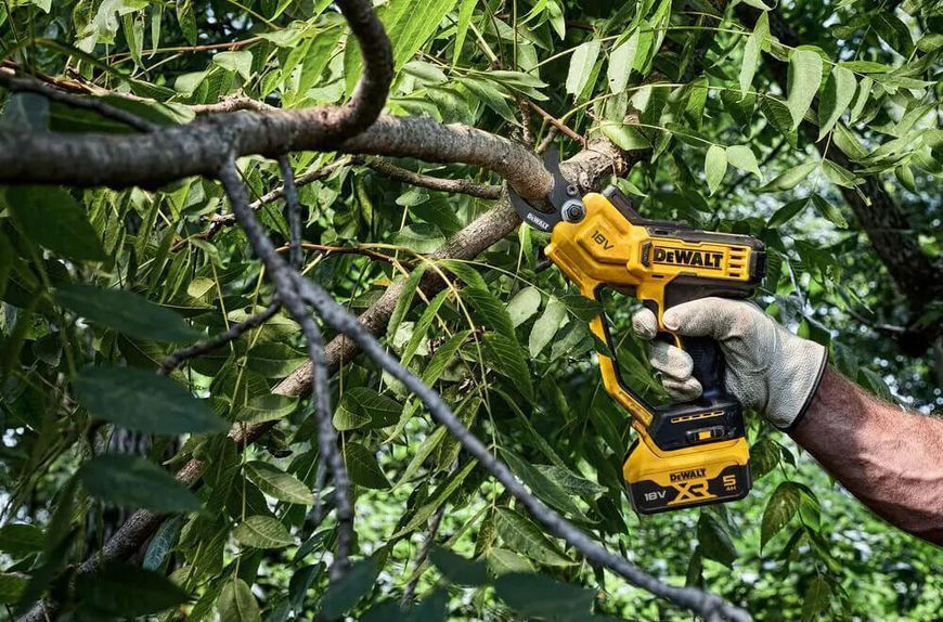 Ножиці садові - секатор акумуляторний DeWALT DCMPP568N DCMPP568N фото