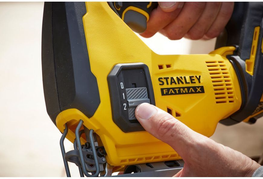 Пила лобзикова акумуляторна STANLEY FATMAX SFMCS600B SFMCS600B фото Пила лобзикова акумуляторна STANLEY FATMAX SFMCS600B SFMCS600B фото