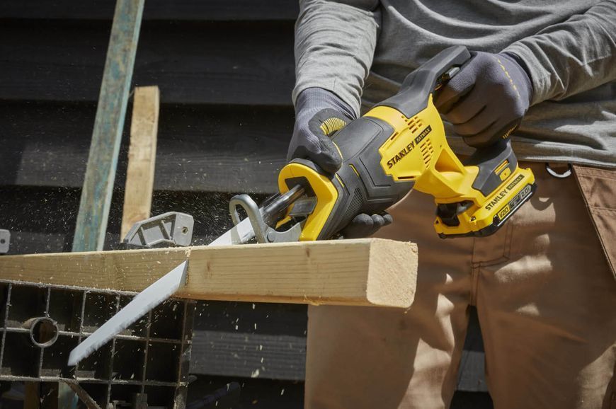 Пила шабельна акумуляторна STANLEY FATMAX SFMCS300D2K SFMCS300D2K фото
